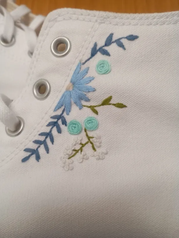 Broderies main, Pas-de-Calais, FASHION Création