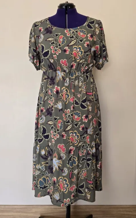 Création d'une robe sur mesure à Beaurainville, Pas-de-Calais, FASHION Création